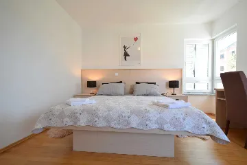 3-Bedroom Apartment in Malinska for 7 Guests