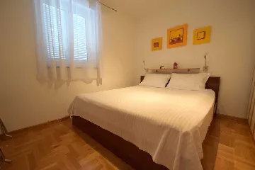 Apartment with Balcony for 3 in Malinska