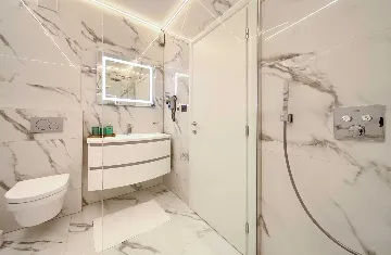 Villa for 8 Guests with Pool & Sea View in Grižane