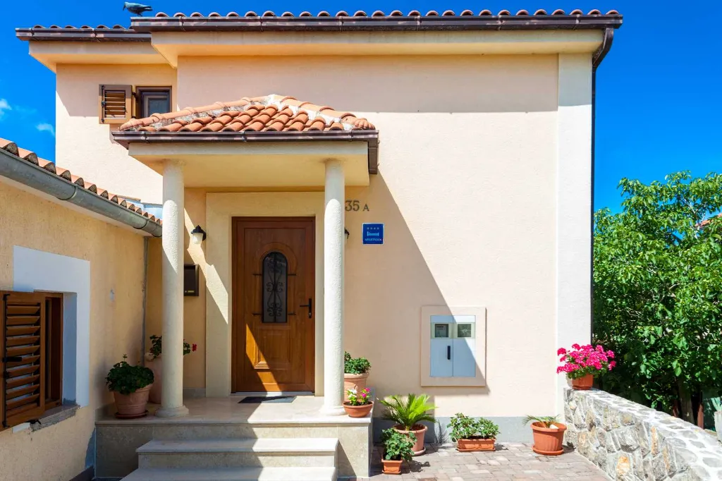 Apartment in Porat for 4 Guests