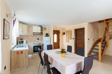 Apartment in Porat for 4 Guests