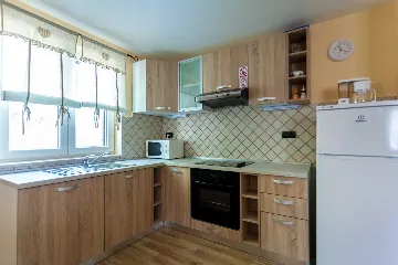 One-Bedroom Apartment in Porat for 2 Guests