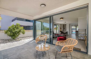 Private Pool Family Villa in Malinska, Krk