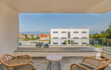 Private Pool Family Villa in Malinska, Krk