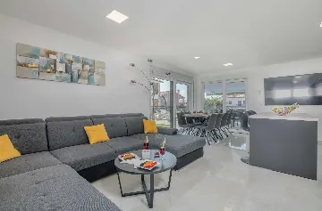 3-Bedroom Villa in Malinska with Private Pool