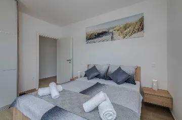 3-Bedroom Villa in Malinska with Private Pool