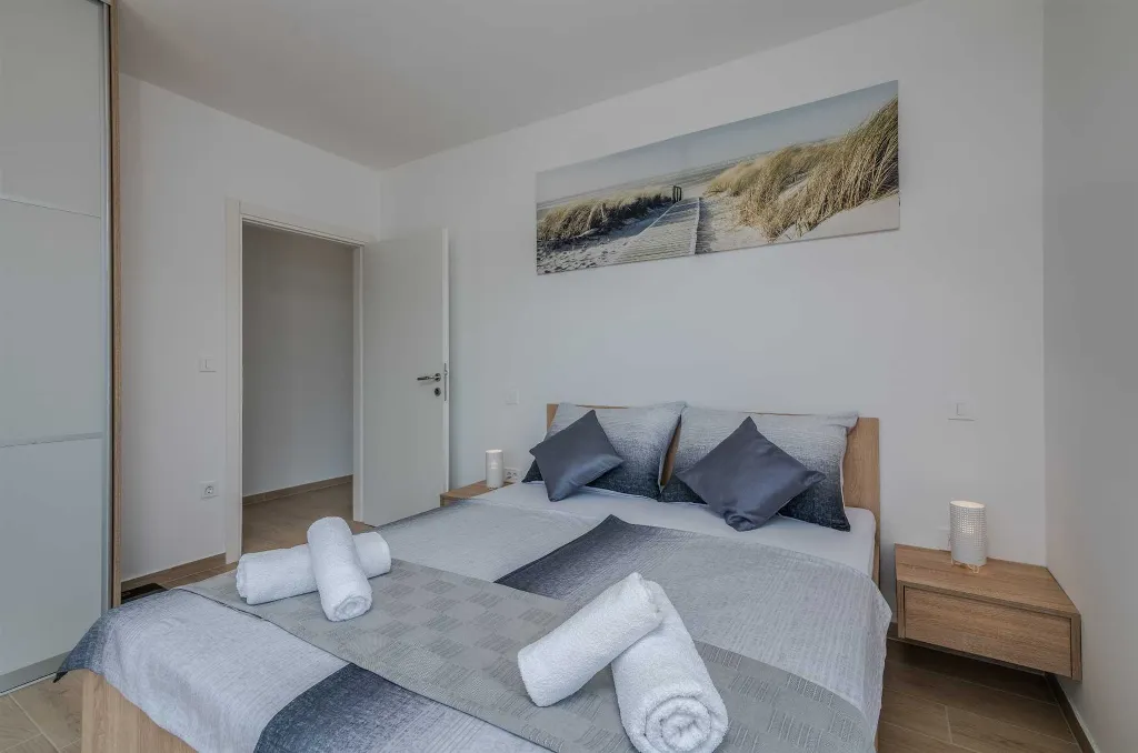 3-Bedroom Villa in Malinska with Private Pool
