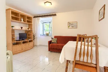 Vantačići Apartment for 2 Guests with Covered Terrace