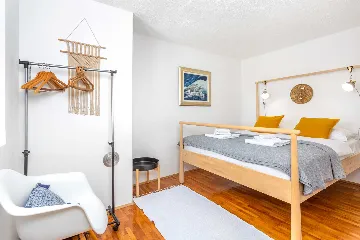 4-Bedroom Villa with Heated Pool in Risika