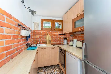 4-Bedroom Villa with Heated Pool in Risika