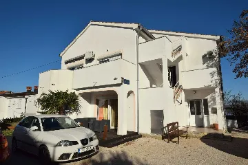 Studio Apartment in Vantačići with Balcony