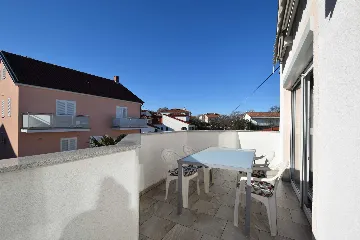 2-Bedroom Apartment with Balcony in Vantačići