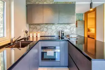 Njivice Apartment for 4 Guests with Private Pool