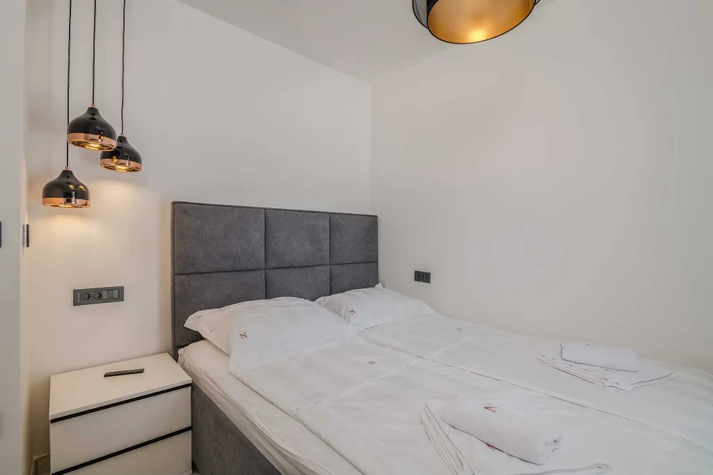 2-Bedroom Apartment with Private Pool in Njivice