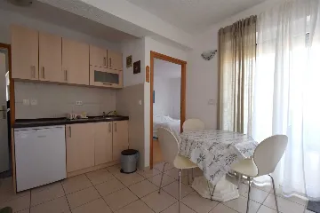 One-Bedroom Apartment in Vantačići for 2 Guests