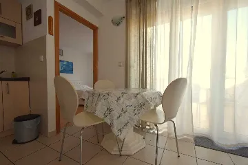 One-Bedroom Apartment in Vantačići for 2 Guests