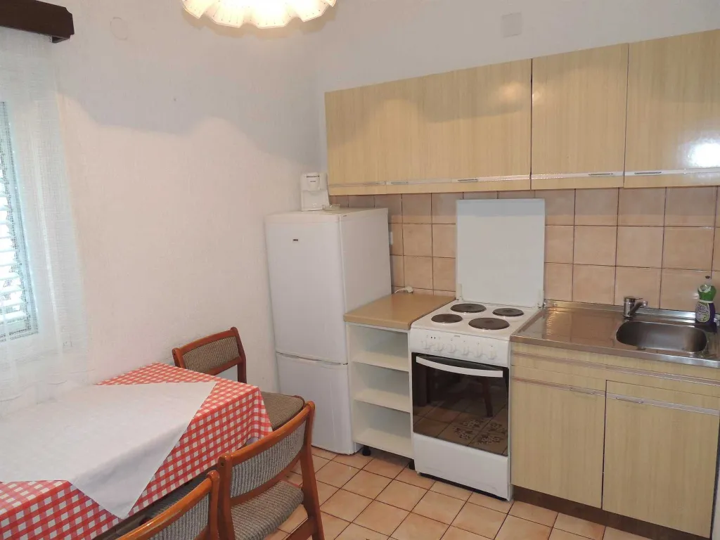Malinska 1-Bedroom Apartment with Terrace