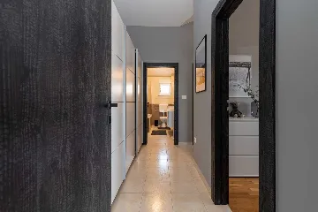 Trogir Apartment with Terrace and Balcony