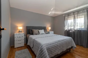 Trogir Apartment with Terrace and Balcony