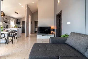 Trogir Apartment with Terrace and Balcony