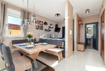 Trogir 2-Bedroom Apartment with Dedicated Parking