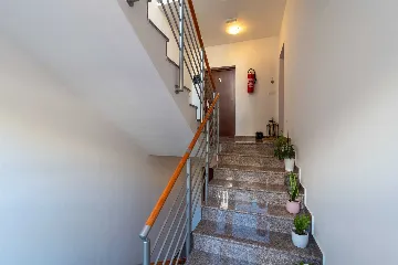 Trogir 2-Bedroom Apartment with Dedicated Parking