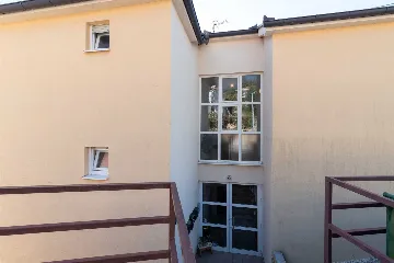 Trogir 2-Bedroom Apartment with Dedicated Parking