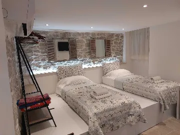 1-Bedroom Apartment in Split for Up to 3 Guests