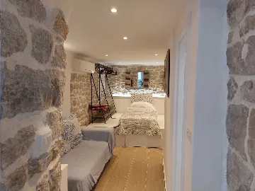 1-Bedroom Apartment in Split for Up to 3 Guests