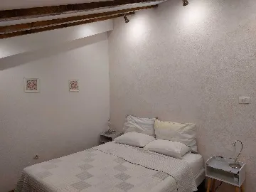 1-Bedroom Apartment in Split for 2–3 Guests