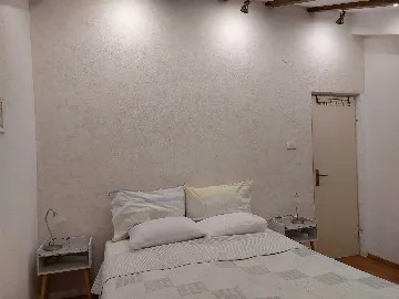 1-Bedroom Apartment in Split for 2–3 Guests