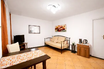 1-Bedroom Apartment in Split for 2–3 Guests