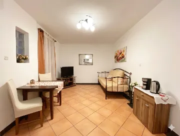 1-Bedroom Apartment in Split for 2–3 Guests
