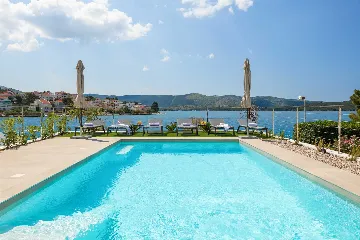 Žaborić Holiday House with Heated Pool for 12