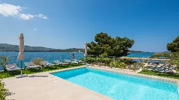 Žaborić Holiday House with Heated Pool for 12