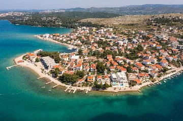 Žaborić Holiday House with Heated Pool for 12