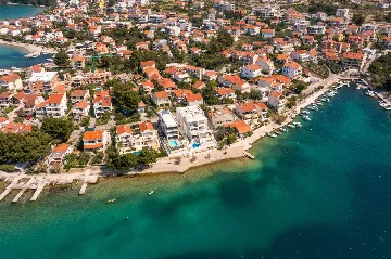 Žaborić Holiday House with Heated Pool for 12