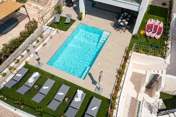 Žaborić Holiday House with Heated Pool for 12