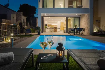 Žaborić Holiday House with Heated Pool for 12