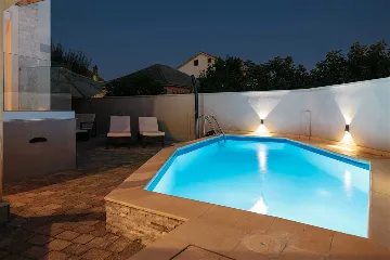 Holiday House in Privlaka (4 Bedrooms), Sleeps 8-10