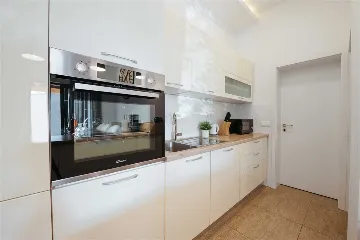 Holiday House in Privlaka (4 Bedrooms), Sleeps 8-10