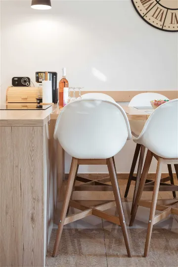 Holiday House in Privlaka (4 Bedrooms), Sleeps 8-10