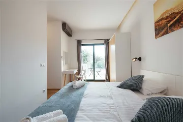 Holiday House in Privlaka (4 Bedrooms), Sleeps 8-10