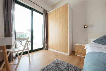 Holiday House in Privlaka (4 Bedrooms), Sleeps 8-10