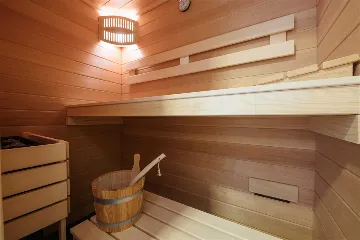 Holiday House in Privlaka (4 Bedrooms), Sleeps 8-10