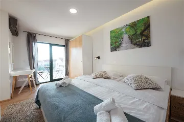 Holiday House in Privlaka (4 Bedrooms), Sleeps 8-10