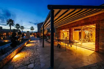 8-Bedroom Villa for 16 Guests in Poljica