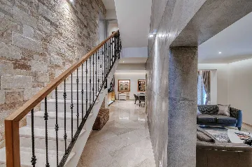 8-Bedroom Villa for 16 Guests in Poljica