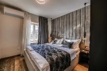 8-Bedroom Villa for 16 Guests in Poljica