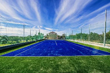 8-Bedroom Villa for 16 Guests in Poljica